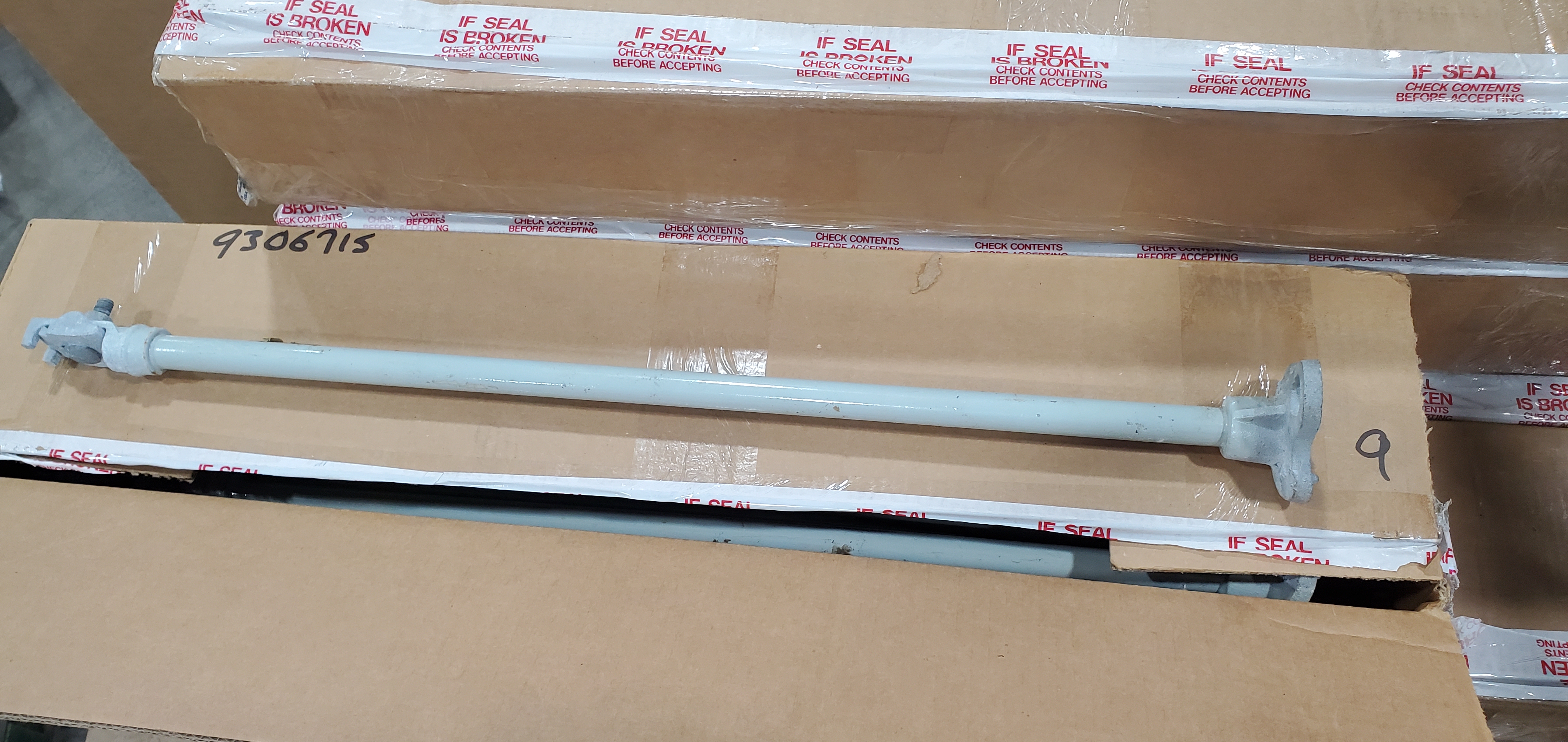 BRACKET, DN LEAD FG 24IN L 1.25IN-502IN